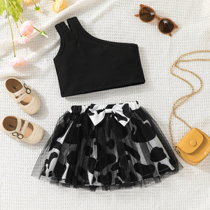 2pcs Toddler Girl One Shoulder Black Tank Top and and Cow Print Mesh Skirt Set