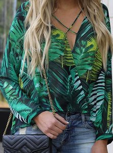 Women's Vee Neckline Palm Tree Print Top - vmlfashion-com